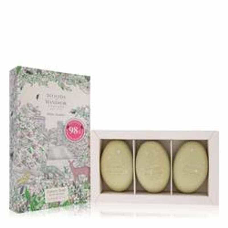 White Jasmine Three 2.1 oz Luxury Soaps By Woods Of Windsor - Le Ravishe Beauty Mart